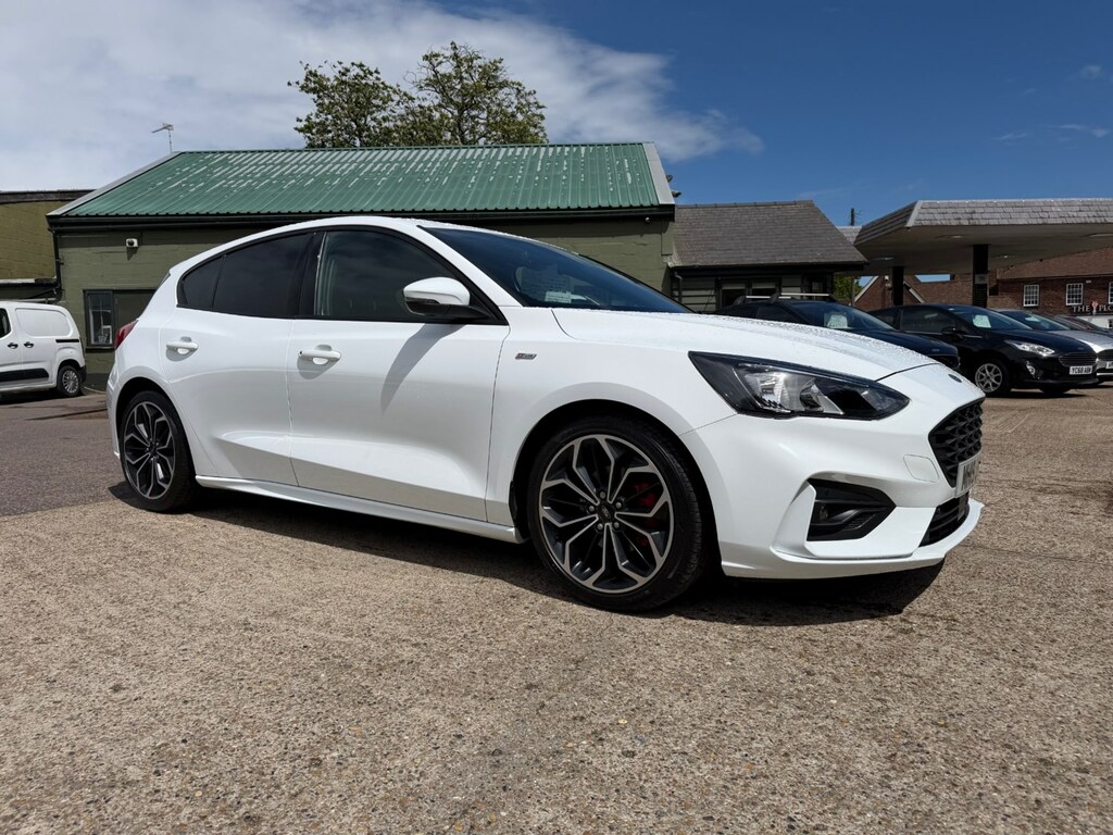 Ford Focus 1.0 Ecoboost 125 St-line X White