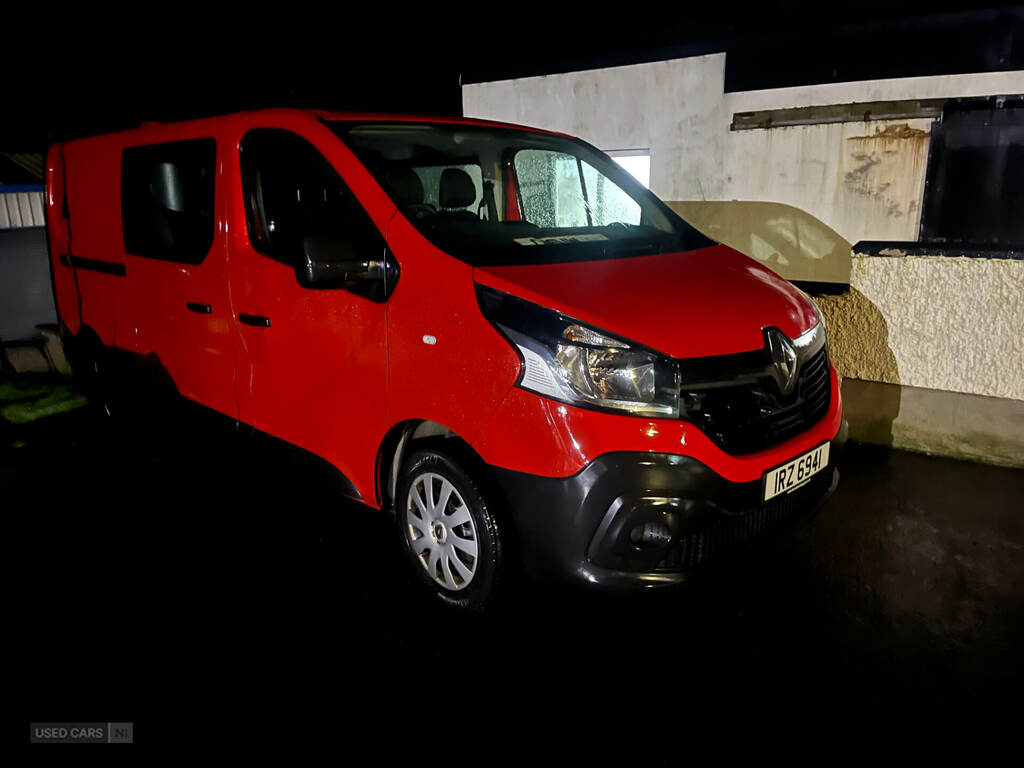 Renault Trafic Ll29dci 115 Business Crew Van Red #2
