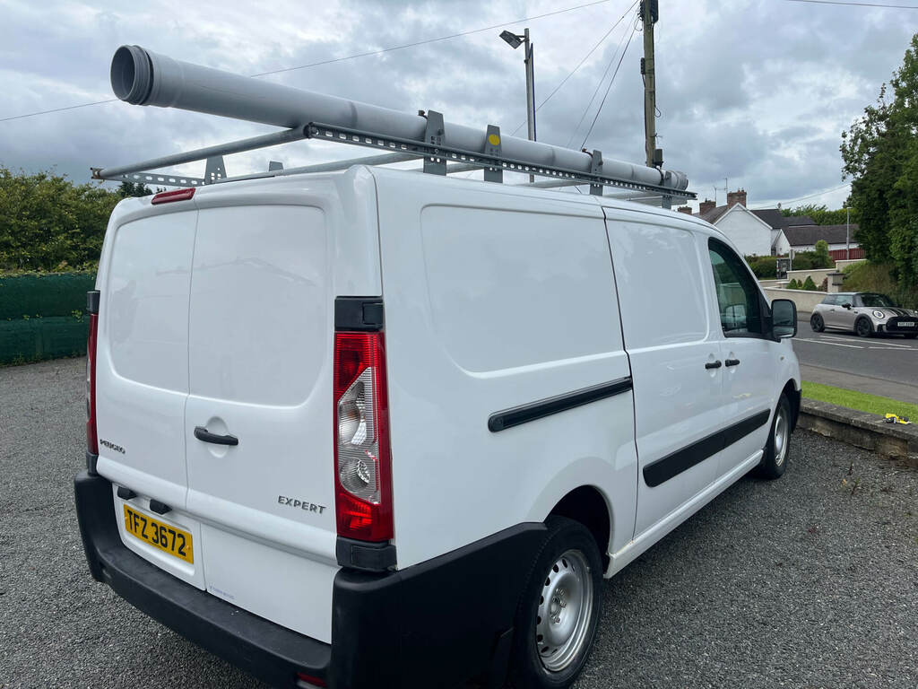 Peugeot Expert Fridge Van White #2