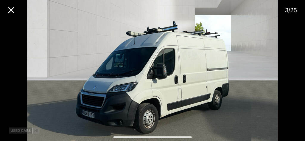 Peugeot Boxer 2.2 Bluehdi H2 Professional Van 140Ps NJ69TPY White #2