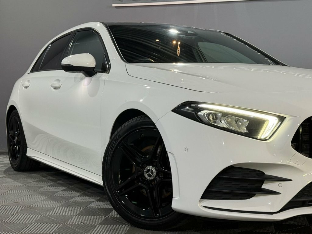 Mercedes-Benz A Class 1.3 A200 Amg Line Executive Hatchback RF68JAO White #4