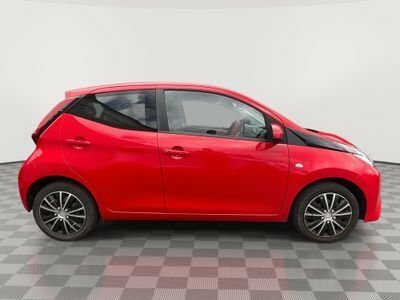 Toyota Aygo 1L X-play BV20XOJ Red #5