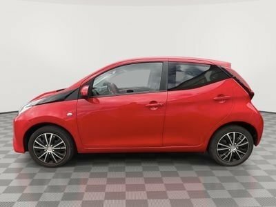 Toyota Aygo 1L X-play BV20XOJ Red #6