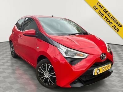 Toyota Aygo 1L X-play Red