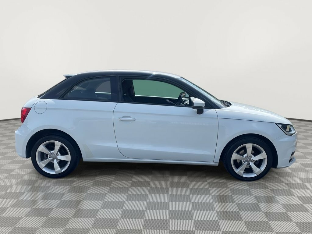 Audi A1 1L Sport NX18SYH White #5