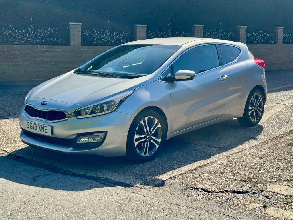 Kia Proceed Hatchback 1.6 Crdi Ecodynamics Se 201363 Orange #31