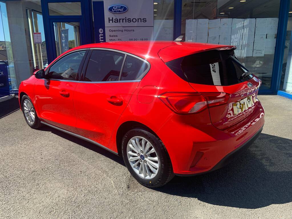 Ford Focus 1.0 Ecoboost Titanium 125Ps ST71HWR Red #5