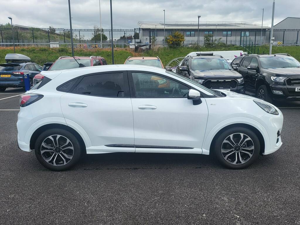 Ford Puma St-line 1.0 Ecoboost Hybrid 125Ps SN73LDO White #2