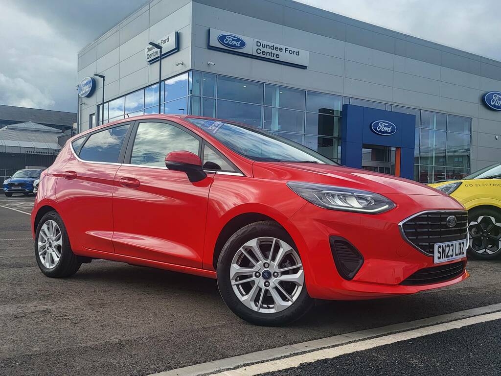 Ford Fiesta Titanium 1.0 100Ps Red