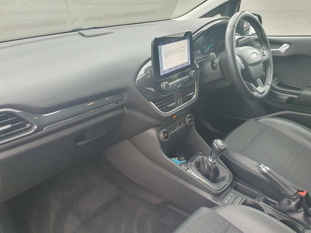 Ford Fiesta Active X 1.0 125Ps SL69OOJ Black #2