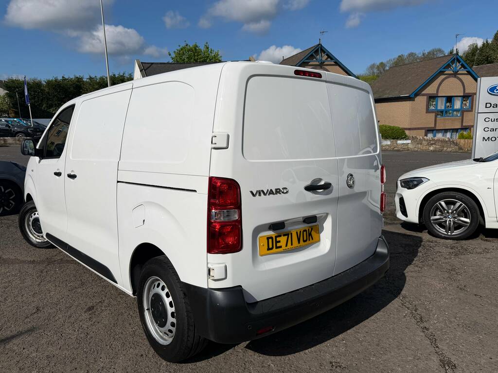 Vauxhall Vivaro 2700 1.5D 100Ps Dynamic L1 DE71VOK White #2