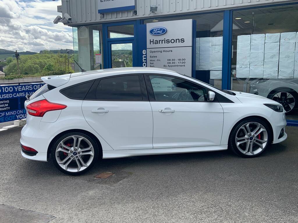 Ford Focus 2.0 Tdci St-3 Hatchback Euro 6 GL18FUA White #4