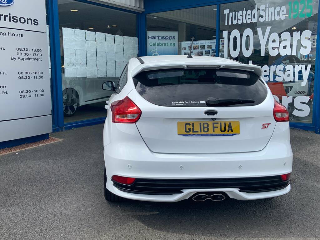 Ford Focus 2.0 Tdci St-3 Hatchback Euro 6 GL18FUA White #5