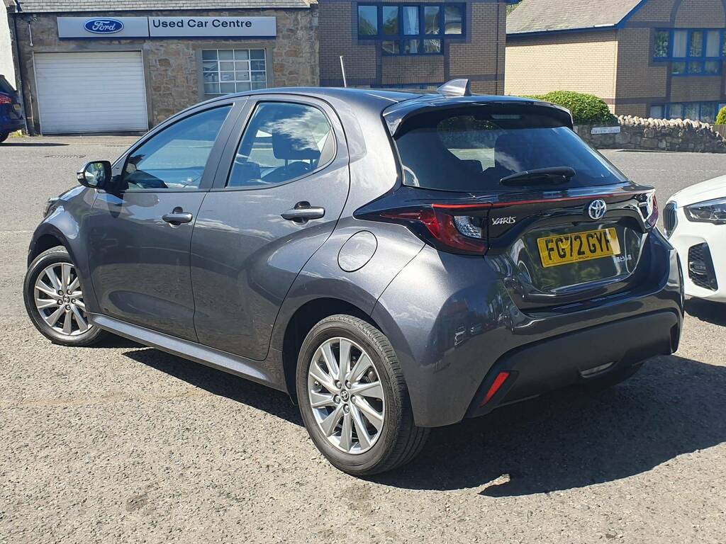 Toyota Yaris Icon Fhev 1.5 116Ps FG72GYF Grey #3