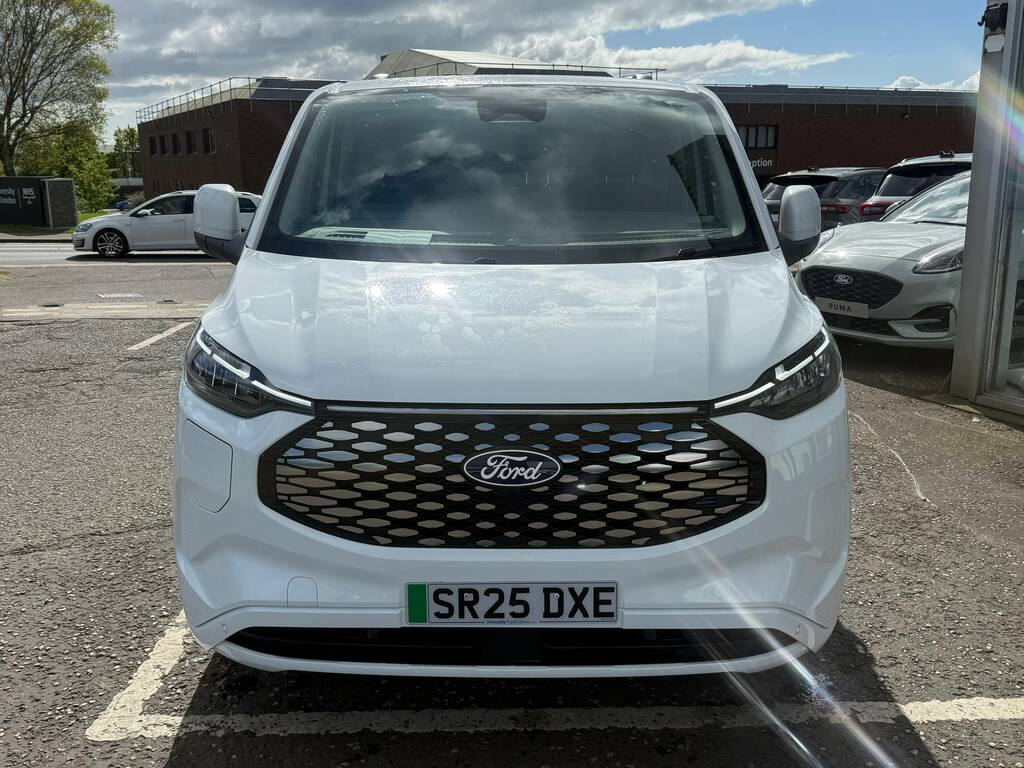Ford Transit Custom 320 100Kw 65Kwh L1 Limited SR25DXE White #4