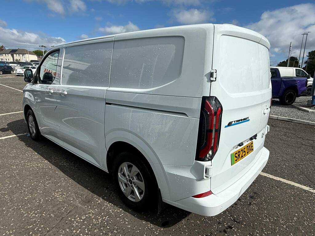 Ford Transit Custom 320 100Kw 65Kwh L1 Limited SR25DXE White #2