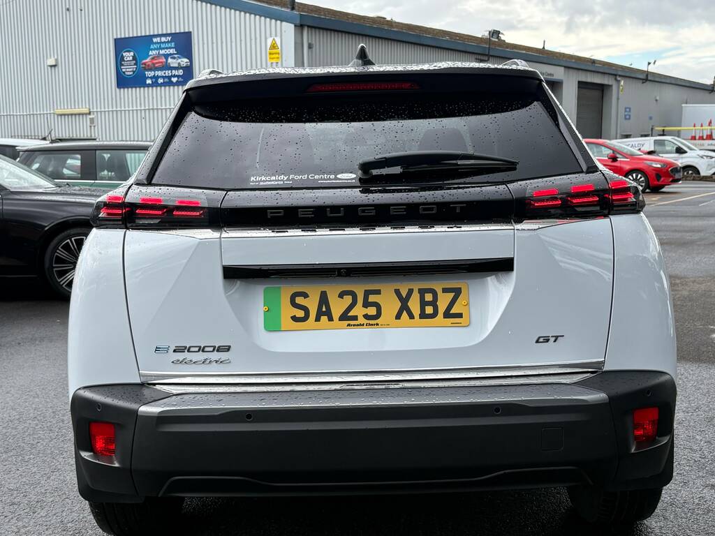 Peugeot e-2008 E-2008 50Kwh Gt Suv 7Kw Charger SA25XBZ White #6