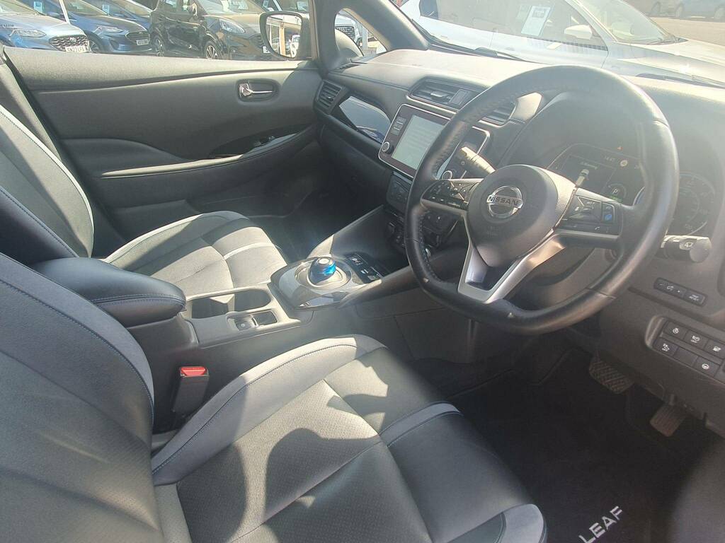 Nissan Leaf Tekna VK71RKA Black #2