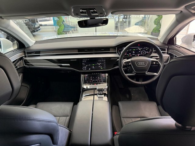 Audi A8 3.0 Tdi V6 50 White #5