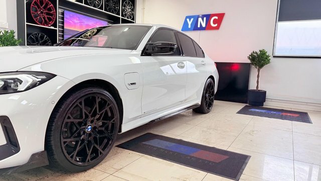 BMW 3 Series 2.0 330E 12Kwh M YP72ZWN White #4