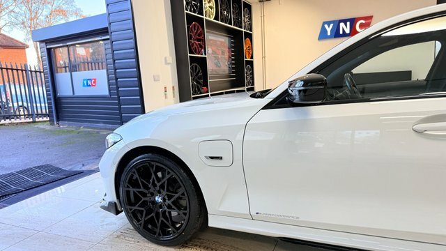 BMW 3 Series 2.0 330E 12Kwh M LL23FHO White #5
