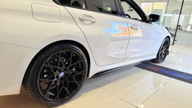 BMW 3 Series 2.0 320I M Sport YB73OAU White #4