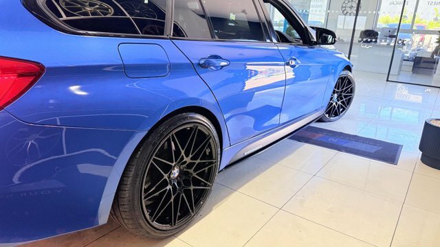 BMW 3 Series 2.0 320D M Sport YK18RCL Blue #5