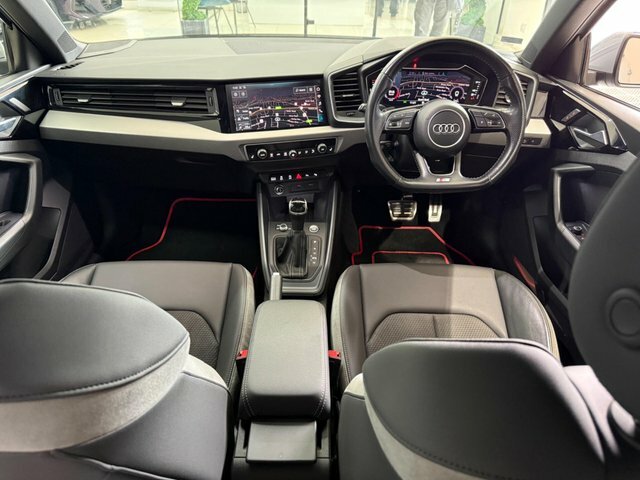 Audi A1 1.5 Tfsi 35 Vorsprung YK20WHW Grey #3
