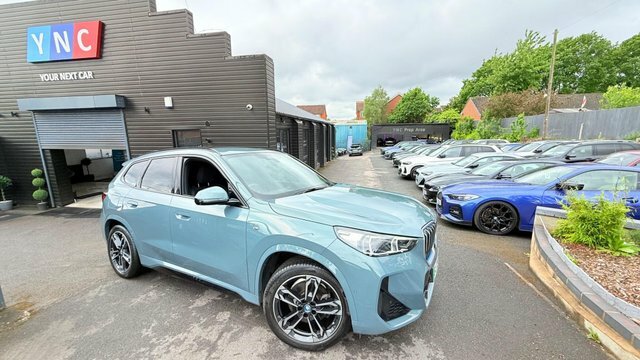 BMW iX1 30 66.5Kwh M Sport FJ73UUD Green #3