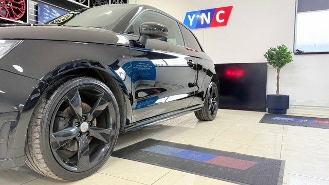Audi A1 1.4 Tfsi Black Edition RJ12FYA Black #2