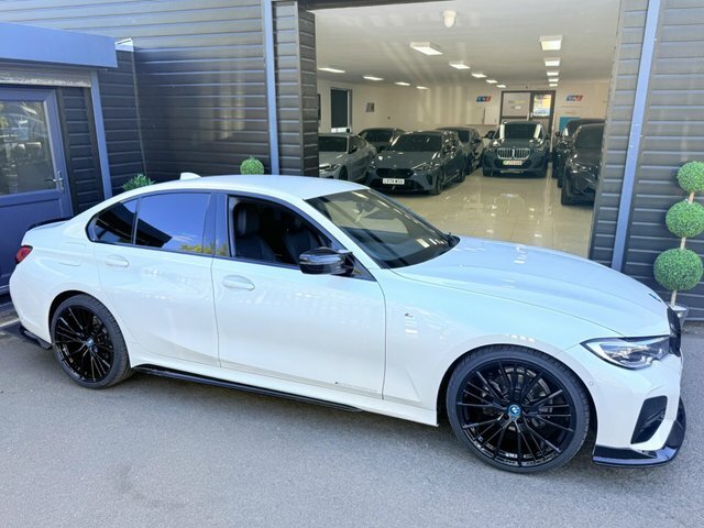 BMW 3 Series 2.0 320I M Sport LG22UOM White #4