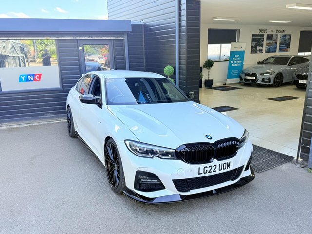 BMW 3 Series 2.0 320I M Sport LG22UOM White #3
