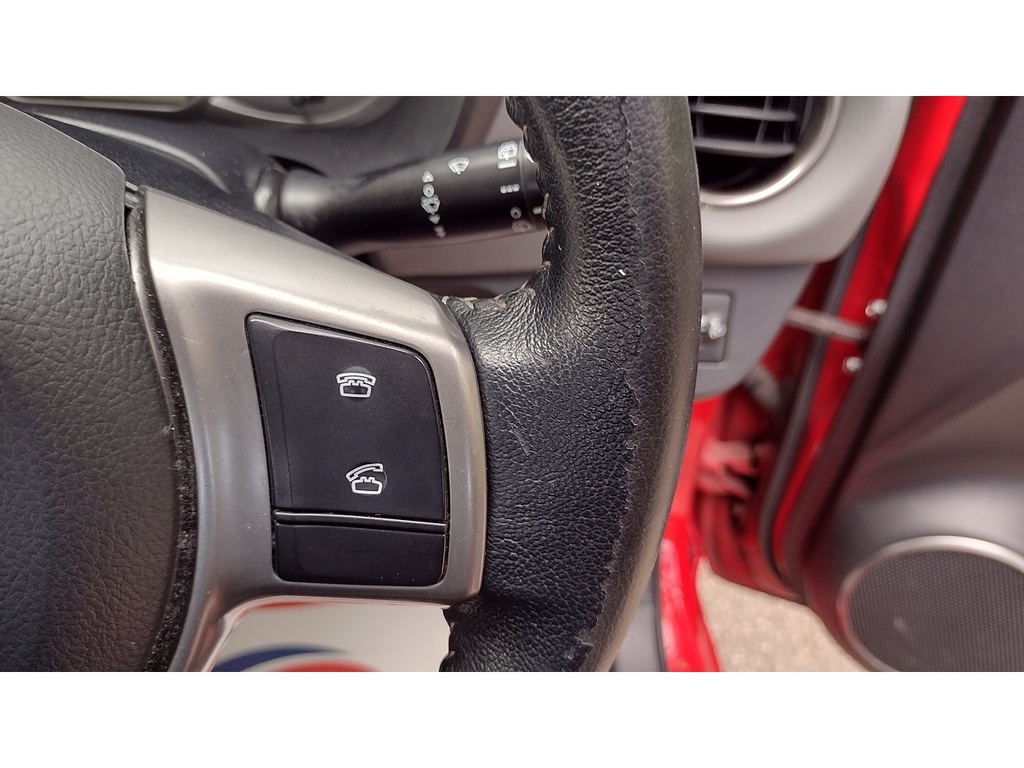 Toyota Yaris Dual Vvt-i Icon PF65TMV Red #5