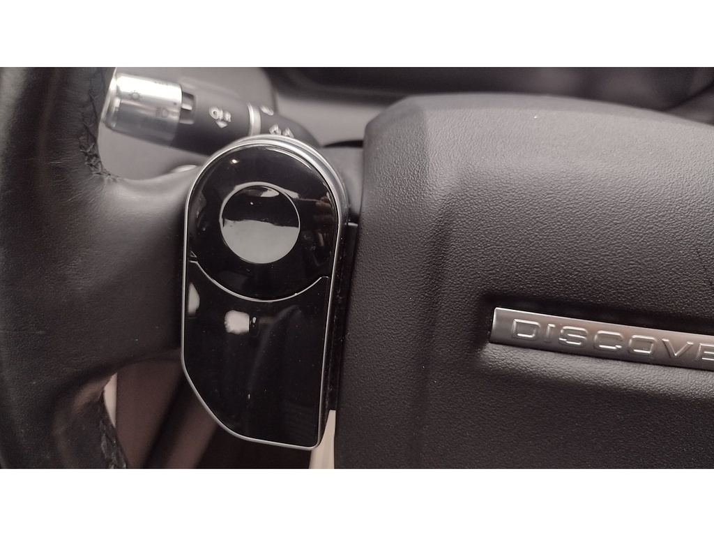 Land Rover Discovery Sport D180 Mhev Se LN70WXC Black #4