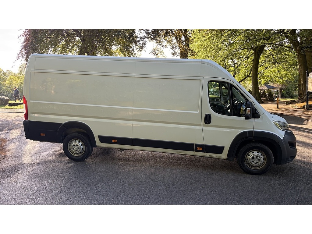 Citroen Relay Bluehdi 35 Enterprise 2.2 Bluehdi 35 Enterprise Pa White