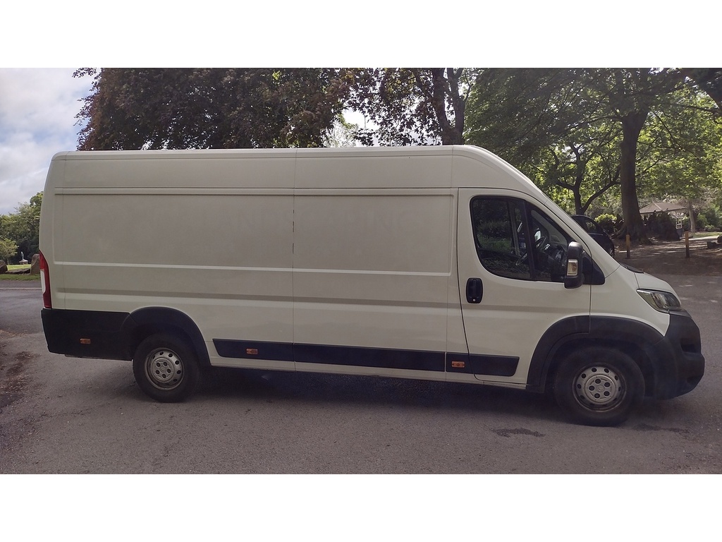 Citroen Relay Bluehdi 35 Enterprise 2.2 Bluehdi 35 Enterprise Pa White