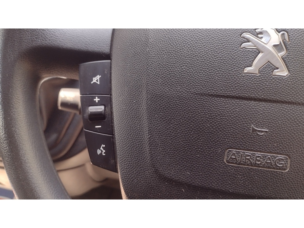 Peugeot Boxer Bluehdi 435 Professional 2.2 Bluehdi 435 Professio YM22EWN White #4