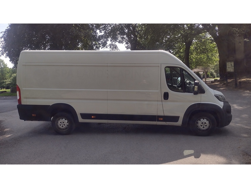 Peugeot Boxer Bluehdi 435 Professional 2.2 Bluehdi 435 Professio White