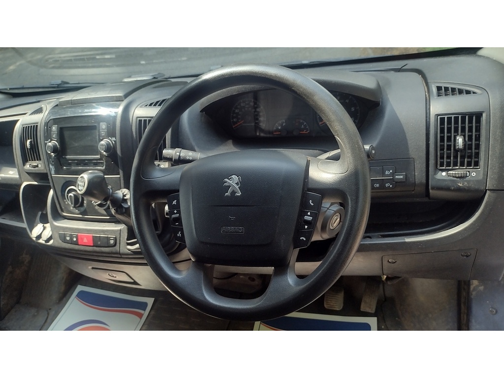 Peugeot Boxer Bluehdi 435 Professional 2.2 Bluehdi 435 Professio YM22EWN White #6