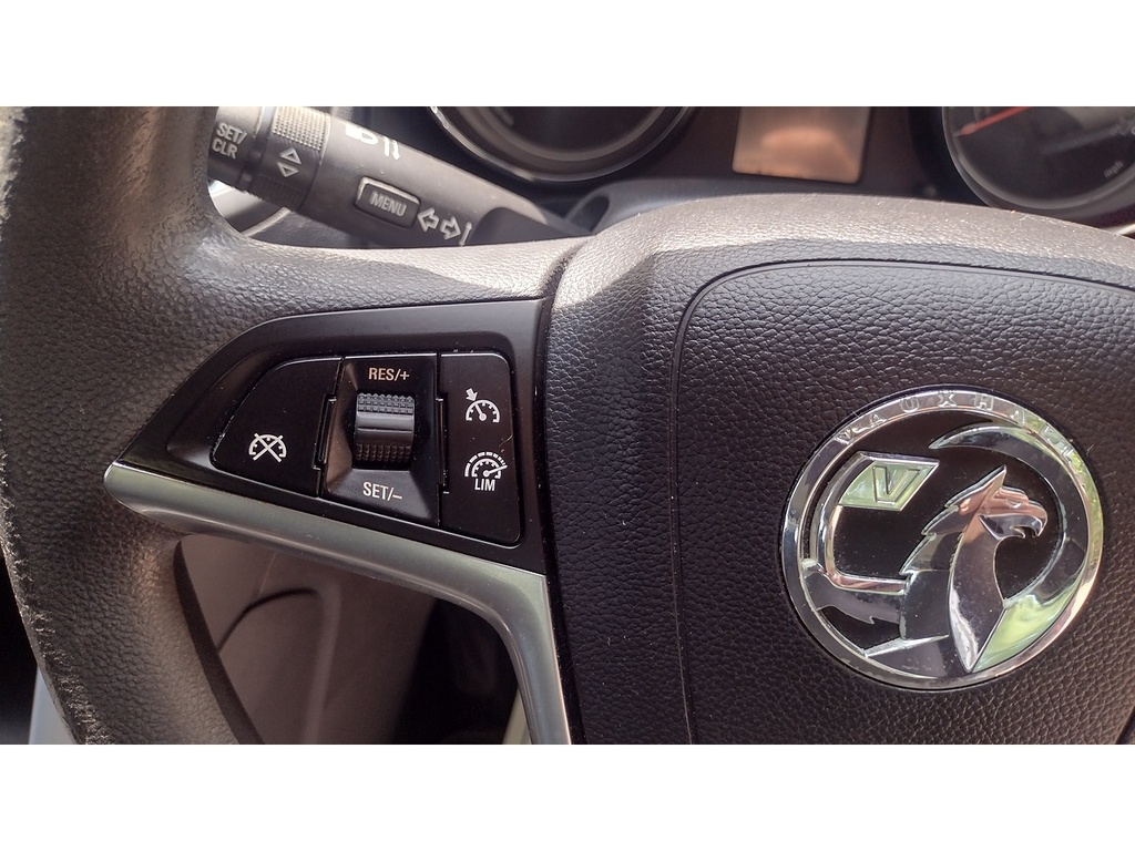 Vauxhall Zafira Tourer Cdti Exclusiv BN15FWY Silver #2