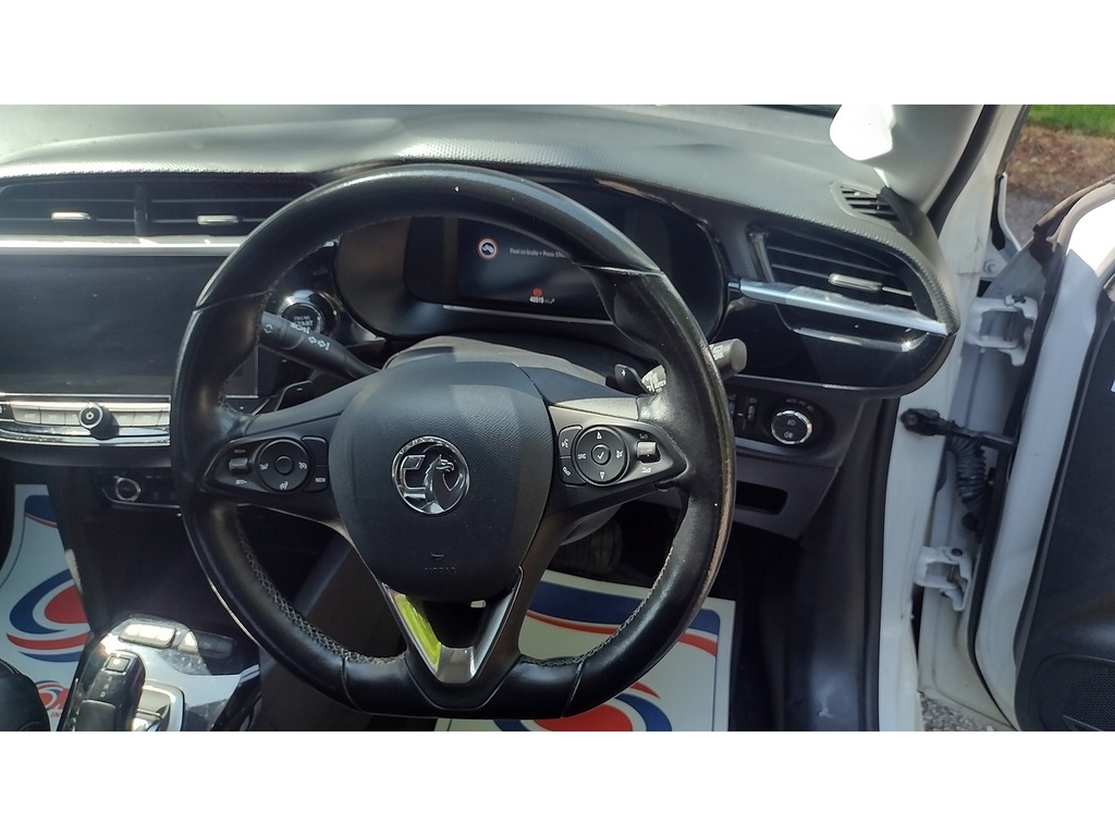Vauxhall Corsa Turbo Elite Nav Premium LL20XRJ White #6