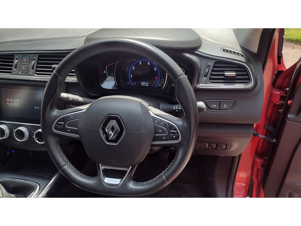 Renault Kadjar Tce Iconic HS69BHZ Red #6