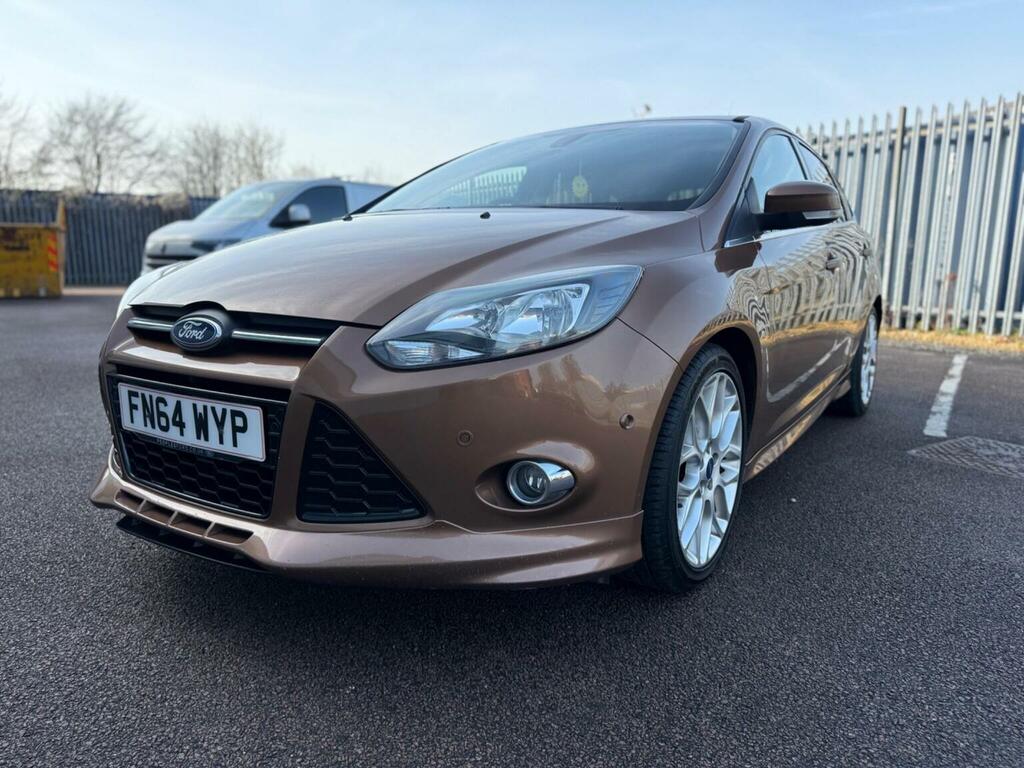 Ford Focus Hatchback 1.6 Tdci Zetec S Euro 5 Ss 2014 FN64WYP Brown #3