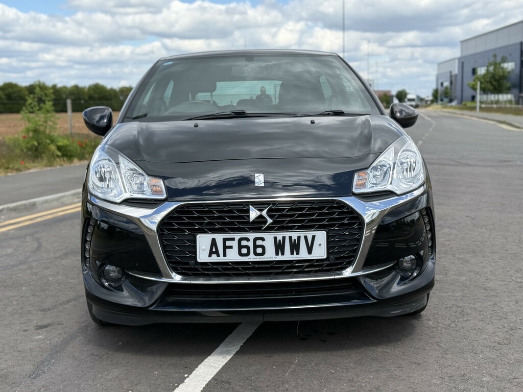DS DS 3 Hatchback 1.2 Puretech Elegance Euro 6 Ss AF66WWV Black #3