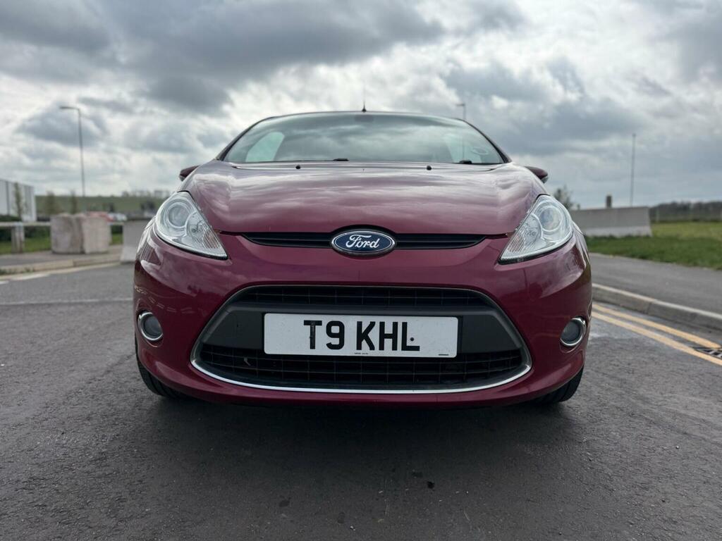 Ford Fiesta Hatchback 1.6 Titanium 201010 T9KHL Pink #2