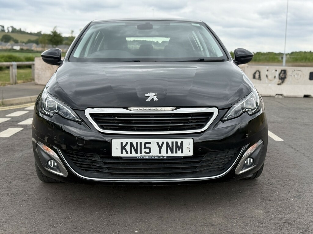 Peugeot 308 Hatchback 1.2 Puretech Allure 2015 Black #2