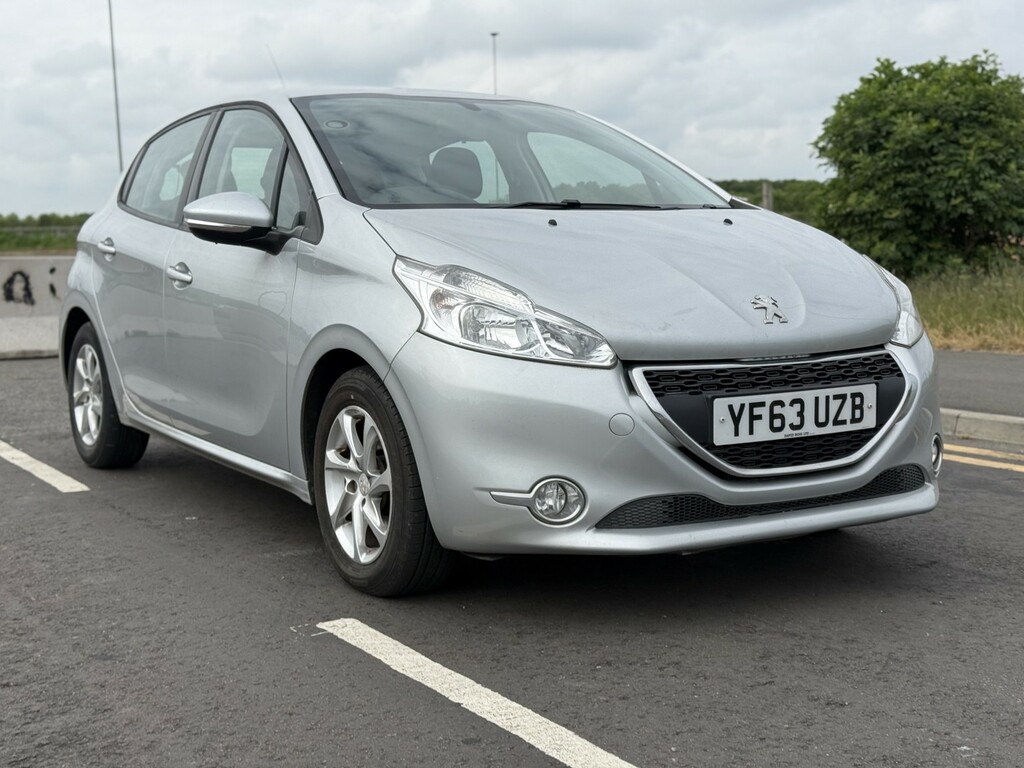 Peugeot 208 Hatchback 1.2 Vti Active Euro 5 201363 Silver