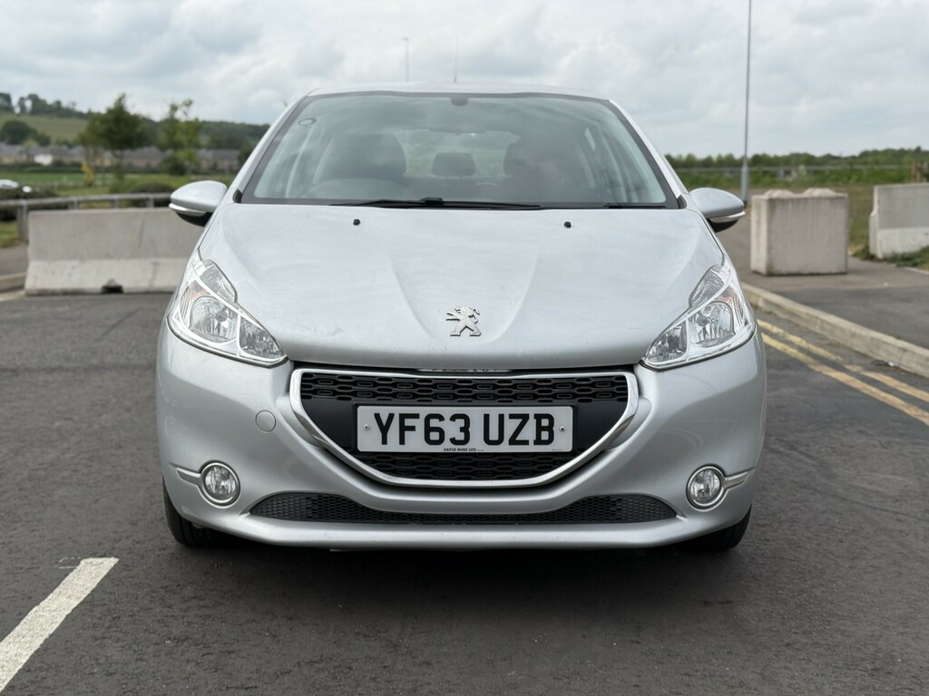 Peugeot 208 Hatchback 1.2 Vti Active Euro 5 201363 YF63UZB Silver #2