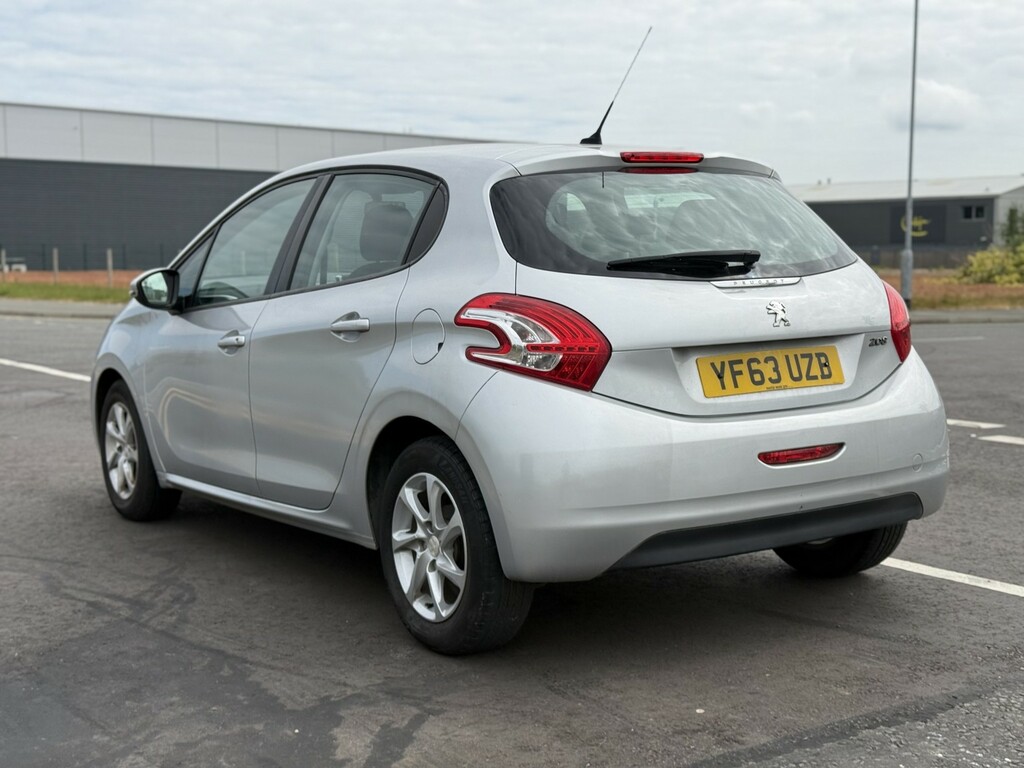 Peugeot 208 Hatchback 1.2 Vti Active Euro 5 201363 YF63UZB Silver #6