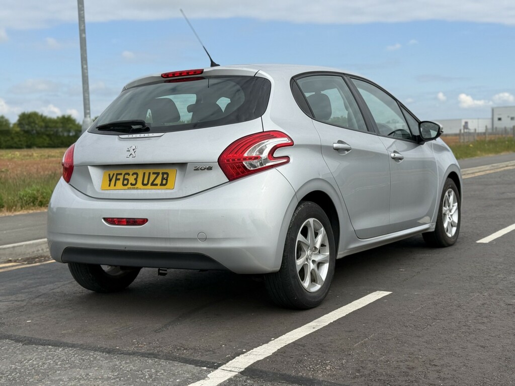 Peugeot 208 Hatchback 1.2 Vti Active Euro 5 201363 YF63UZB Silver #3